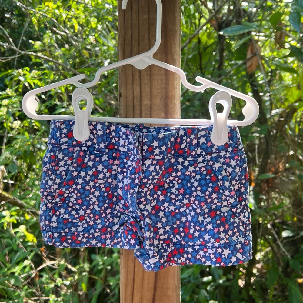 Vineyard Vines Girls Stars & Whale Every Day Shorts